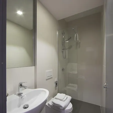 Bed & Boarding Kapszulahotel 3*