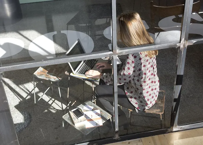 Bed & Boarding Ξενοδοχείο με κάψουλες