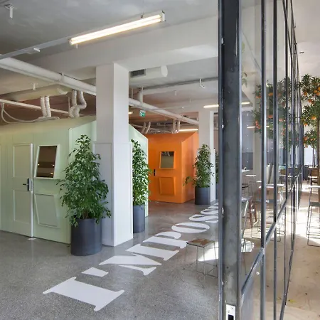 캡슐호텔 베드&보딩 나폴리