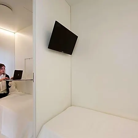 Bed&boarding Capsulehotel