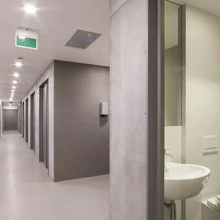 Bed & Boarding Kapslový hotel