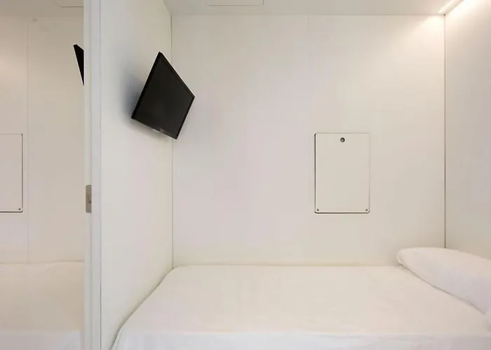 Bed & Boarding 3* Napoli